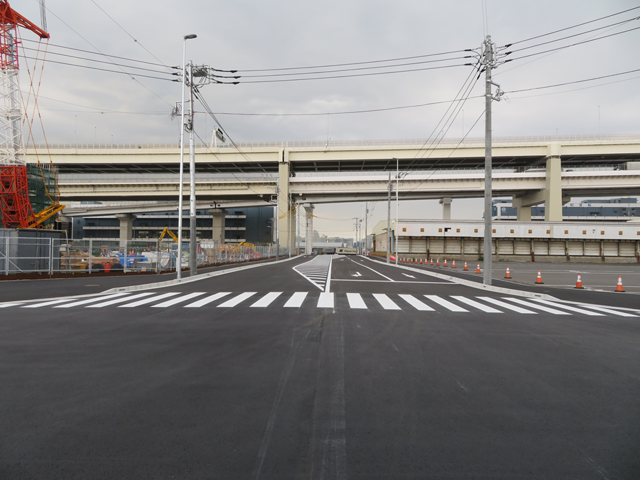 本牧ふ頭A突堤道路整備工事（その１）